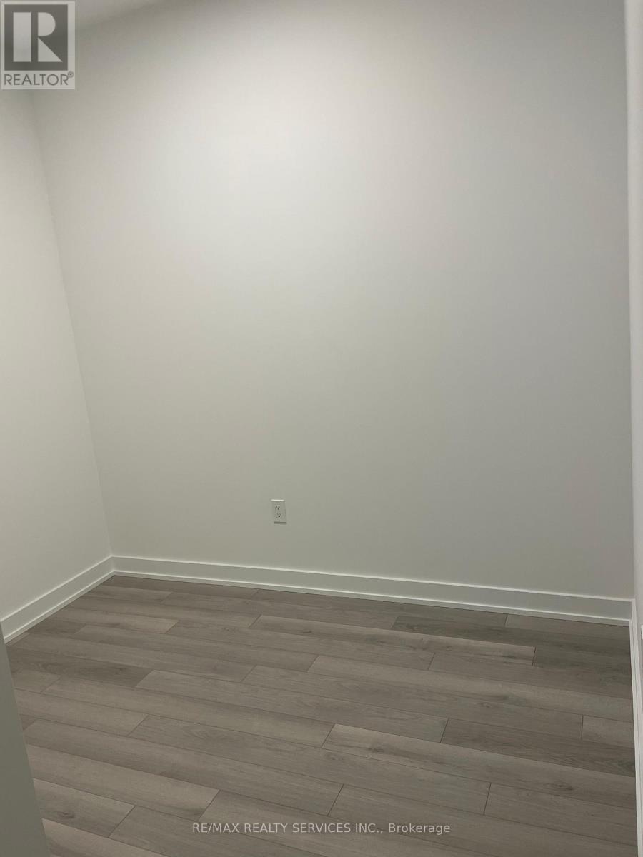313 - 15 Skyridge Drive, Brampton, ON - Indoor Photo Showing Other Room