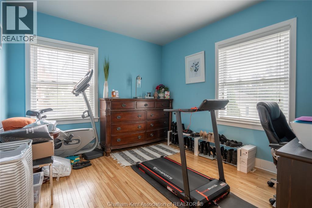 86 Phyllis Avenue, Chatham, ON - Indoor