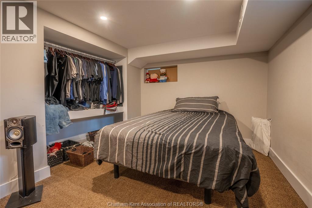 86 Phyllis Avenue, Chatham, ON - Indoor