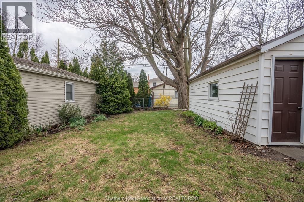86 Phyllis Avenue, Chatham, ON - Outdoor