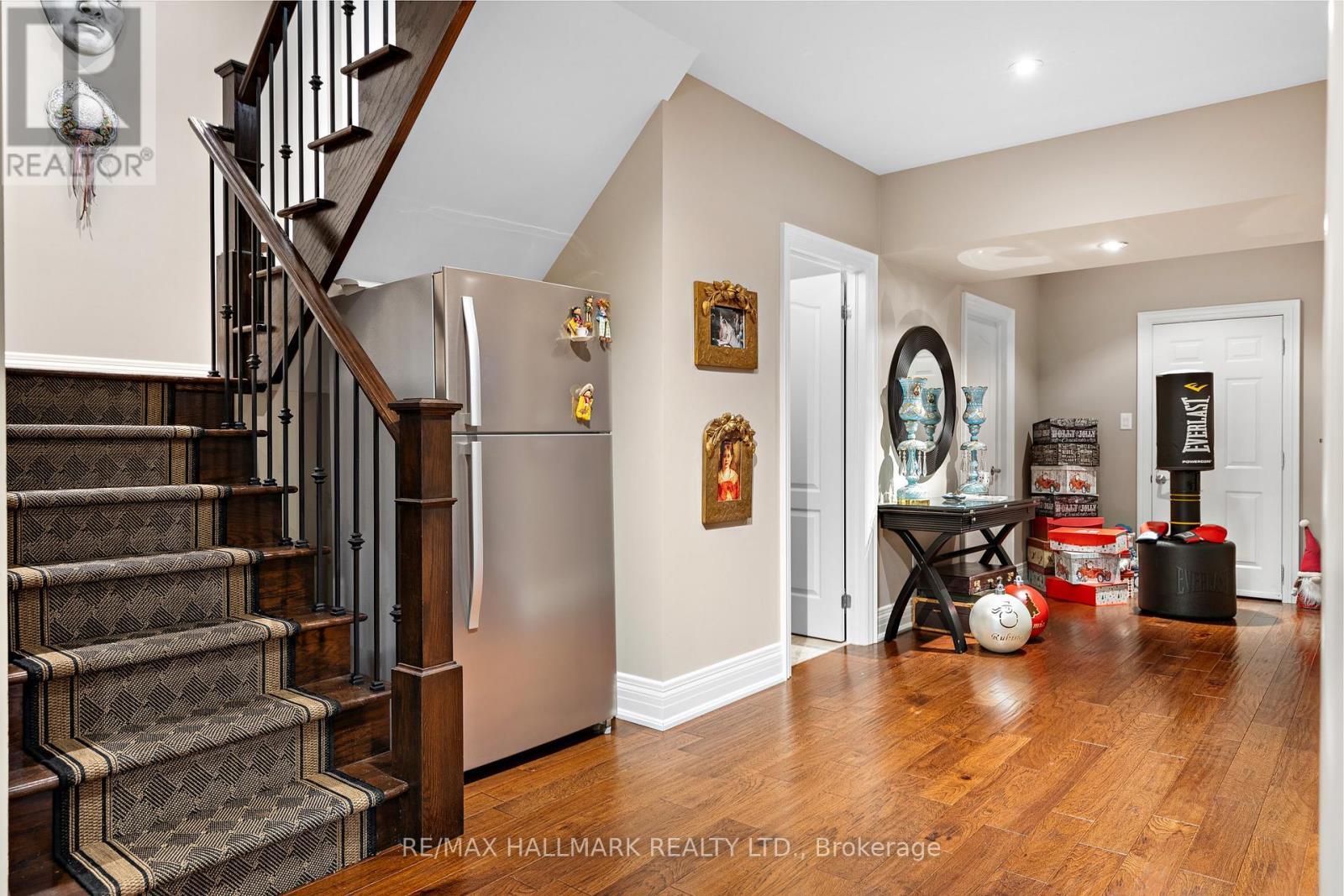 2485 Meadowridge Drive, Oakville, ON - Indoor Photo Showing Other Room