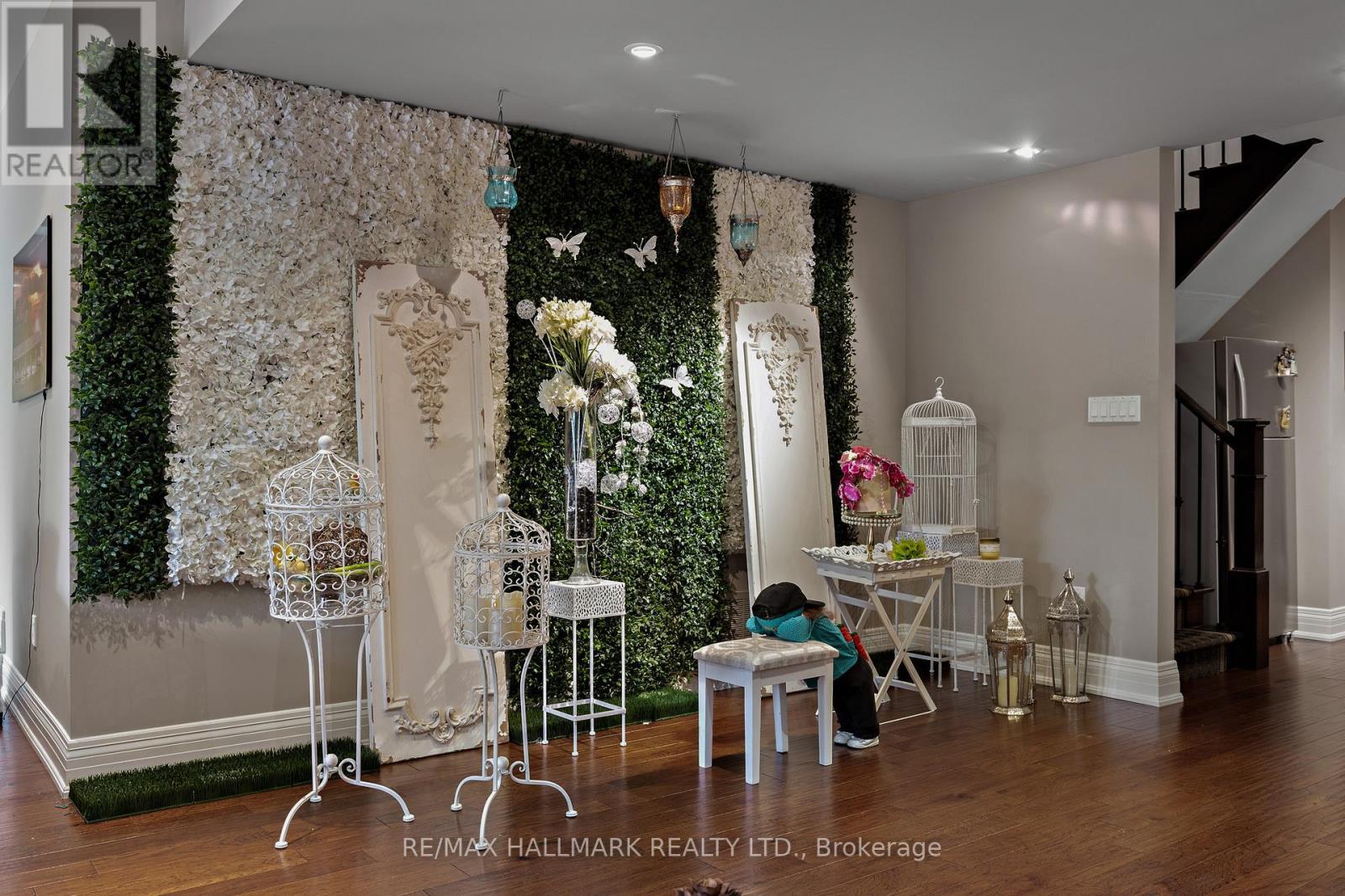 2485 Meadowridge Drive, Oakville, ON - Indoor