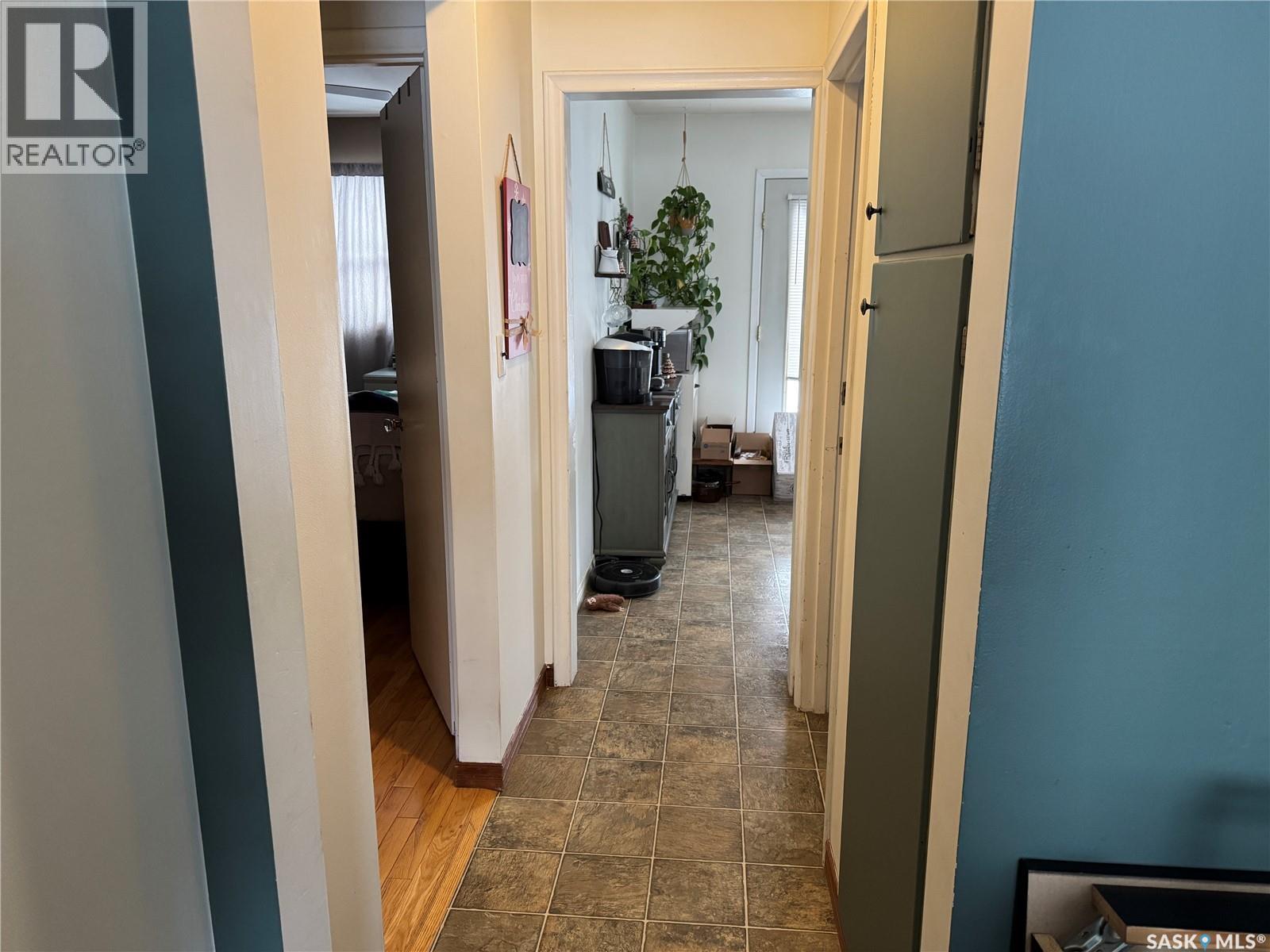 1134 Main Street, Saskatoon, SK - Indoor Photo Showing Other Room