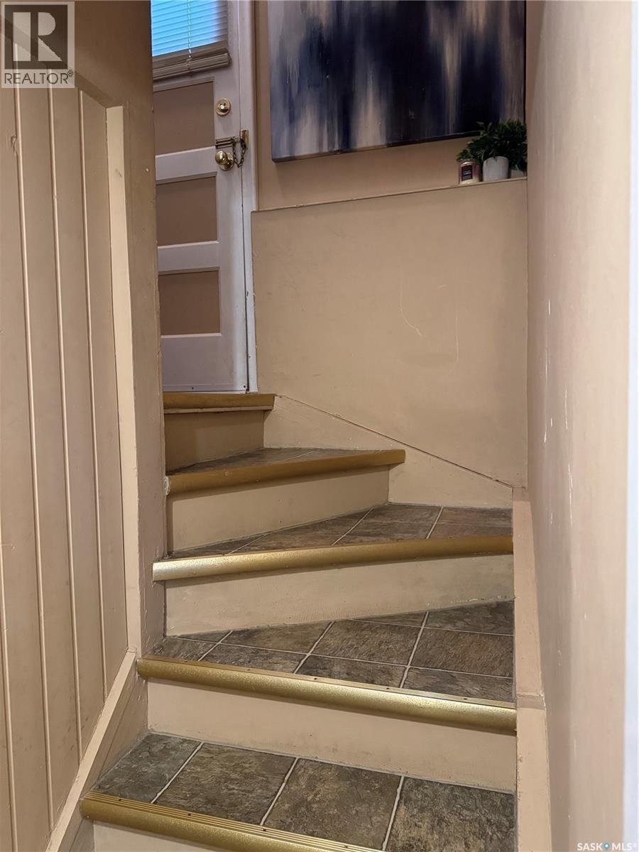 1134 Main Street, Saskatoon, SK - Indoor Photo Showing Other Room