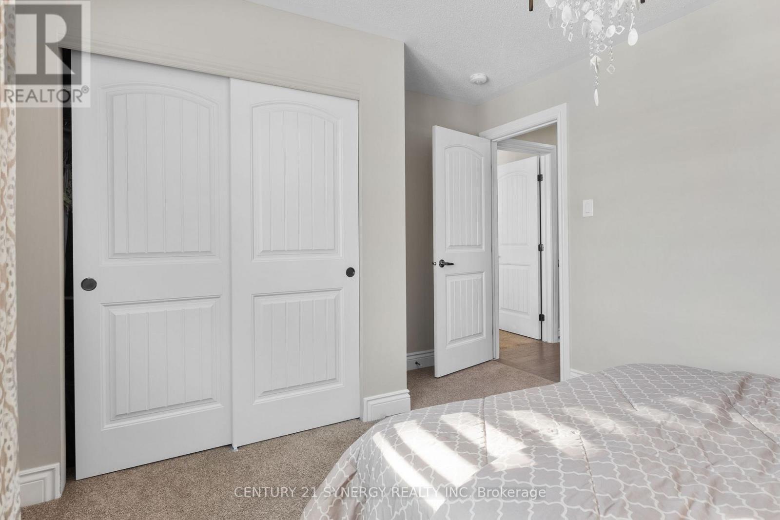779 Fiddlehead Street, Ottawa, ON - Indoor Photo Showing Bedroom