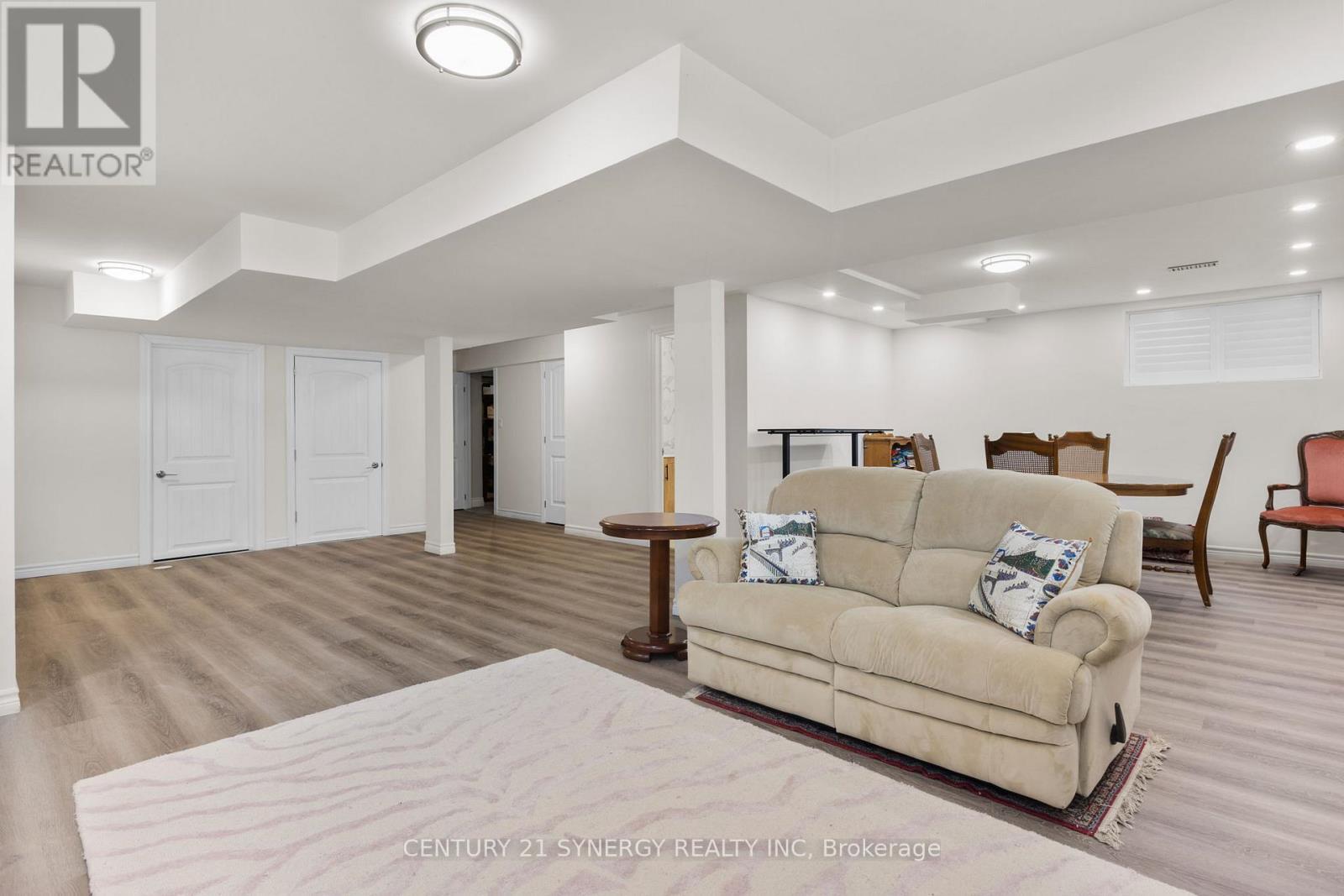 779 Fiddlehead Street, Ottawa, ON - Indoor