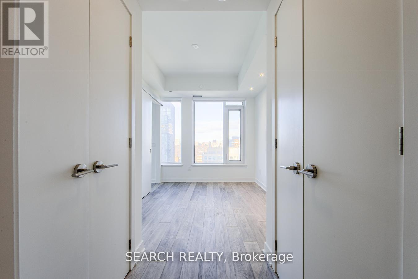 1503 - 11 Yorkville Avenue, Toronto, ON - Indoor Photo Showing Other Room