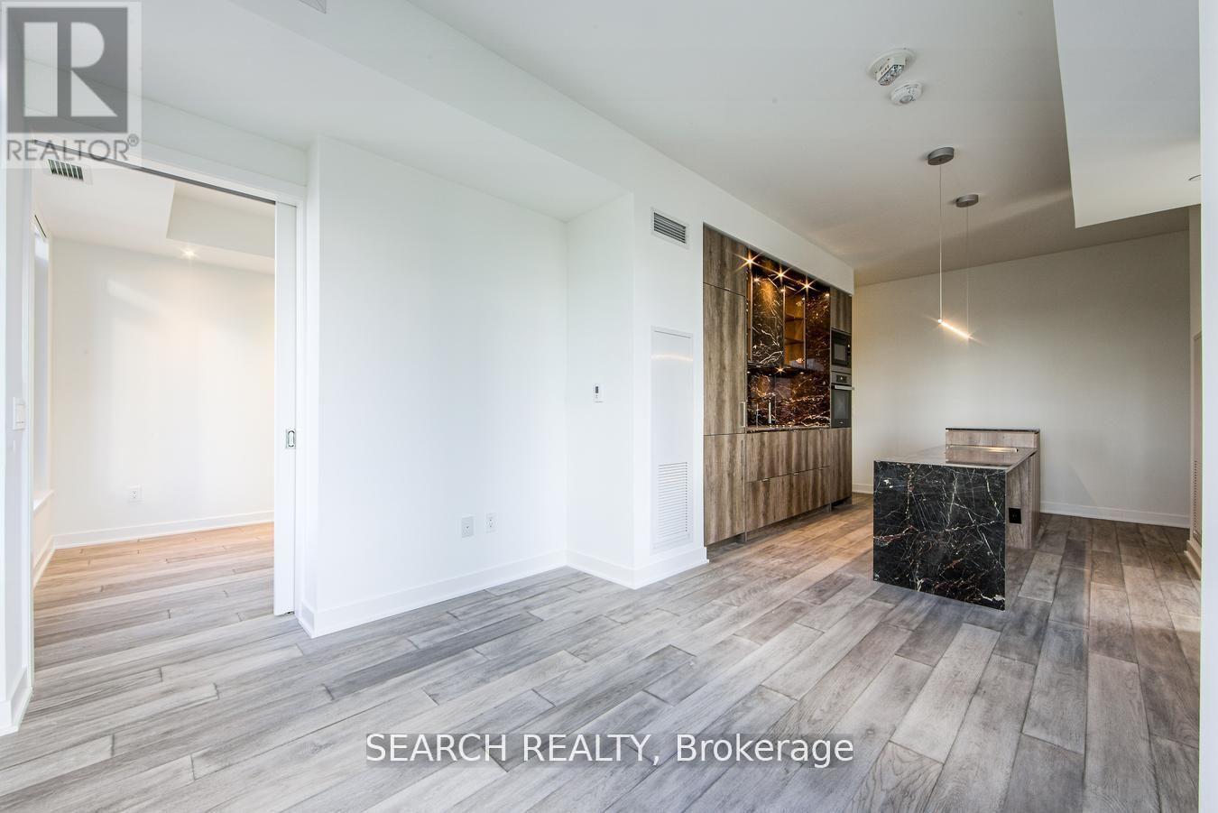 1503 - 11 Yorkville Avenue, Toronto, ON - Indoor Photo Showing Other Room