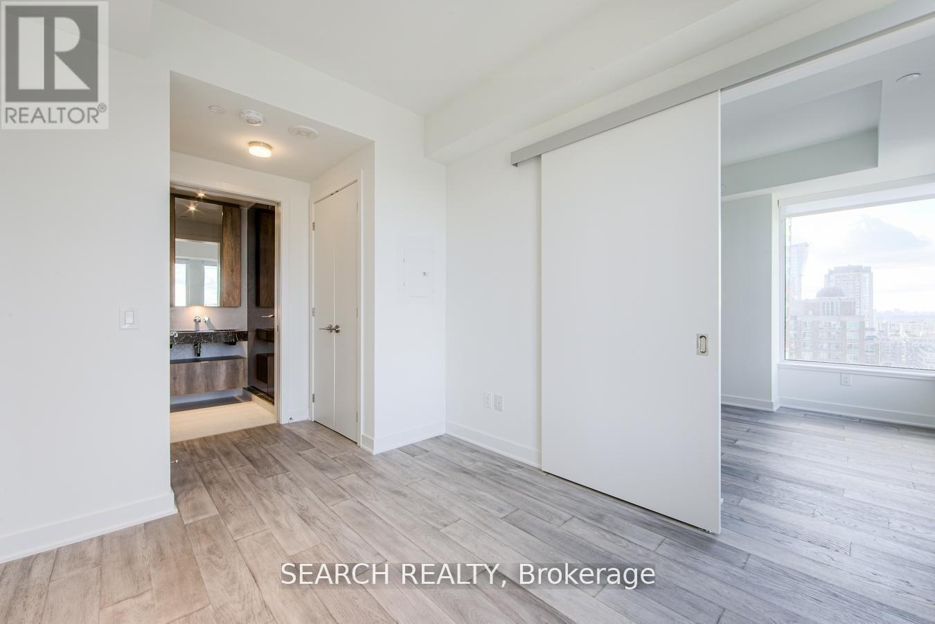 1503 - 11 Yorkville Avenue, Toronto, ON - Indoor Photo Showing Other Room