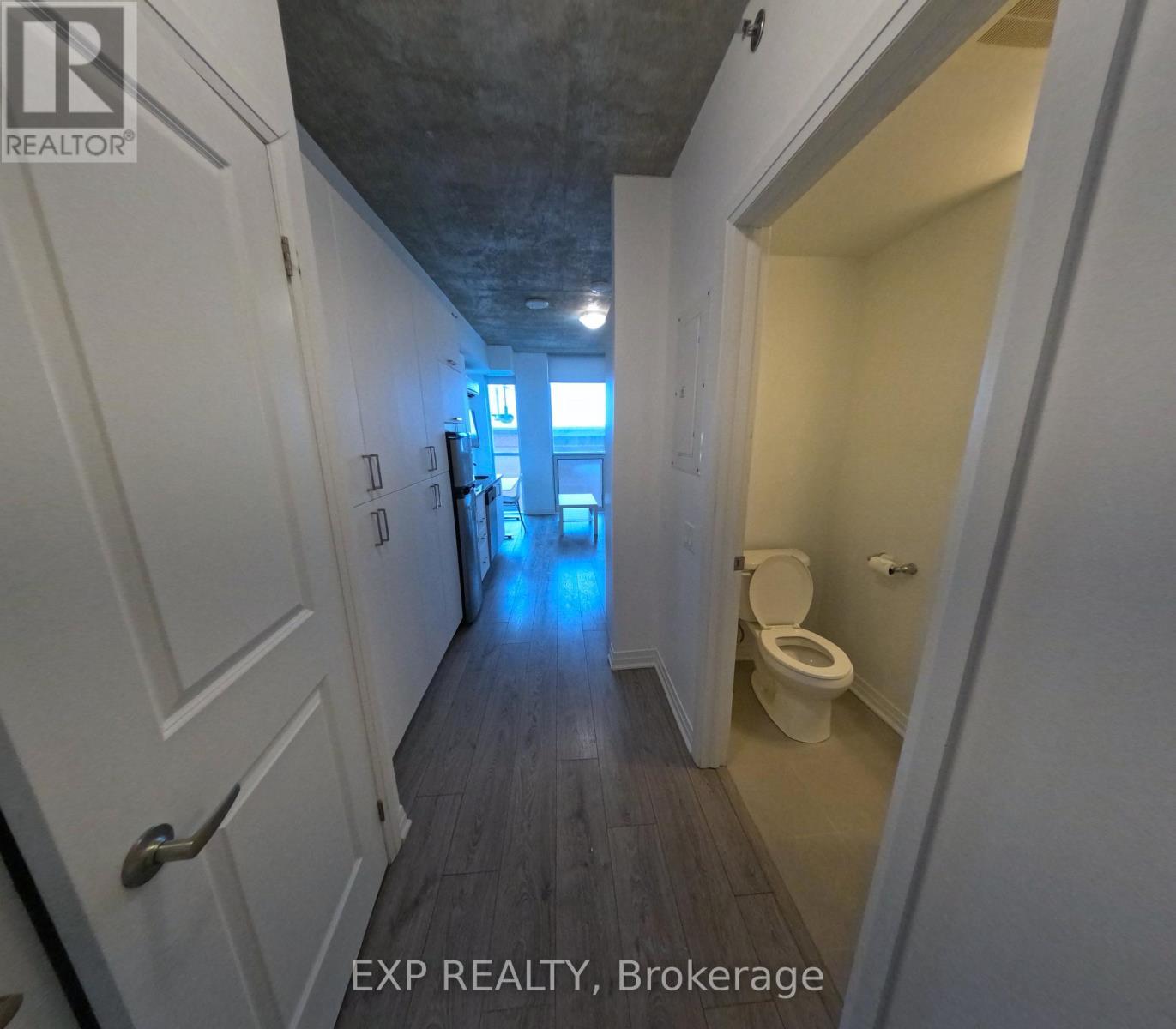 319 - 1900 Simcoe Street E, Oshawa, ON - Indoor