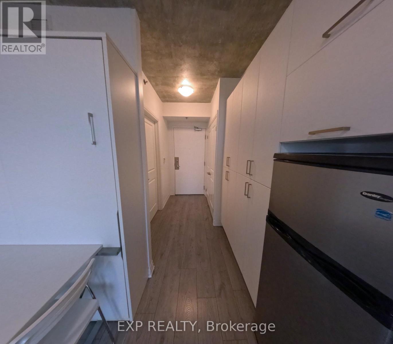 319 - 1900 Simcoe Street E, Oshawa, ON - Indoor Photo Showing Other Room