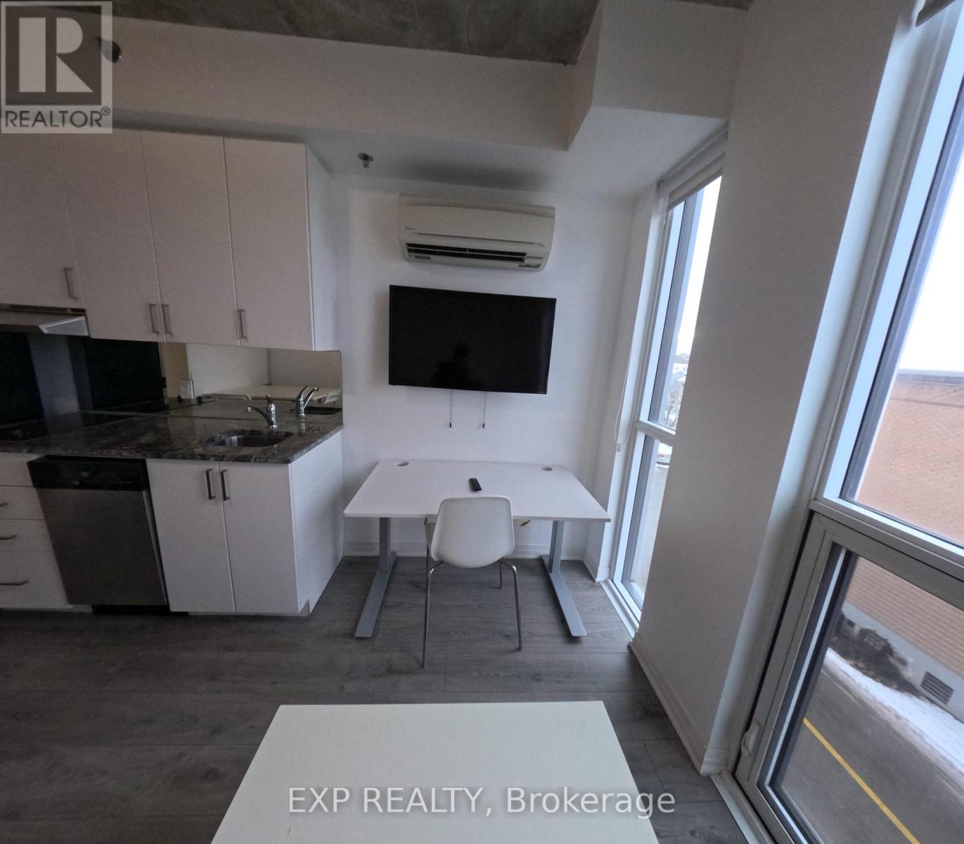 319 - 1900 Simcoe Street E, Oshawa, ON - Indoor Photo Showing Other Room