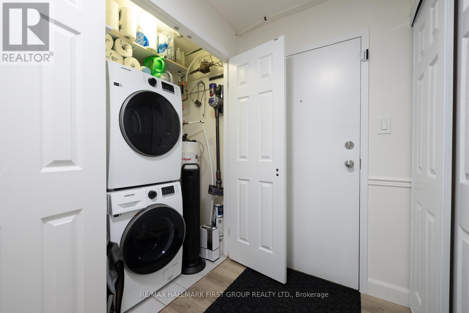 208 - 91 Aspen Springs Drive, Clarington, ON - Indoor Photo Showing Laundry Room