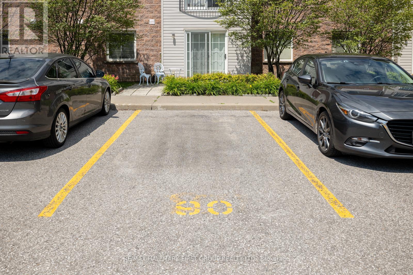 208 - 91 Aspen Springs Drive, Clarington, ON - Outdoor