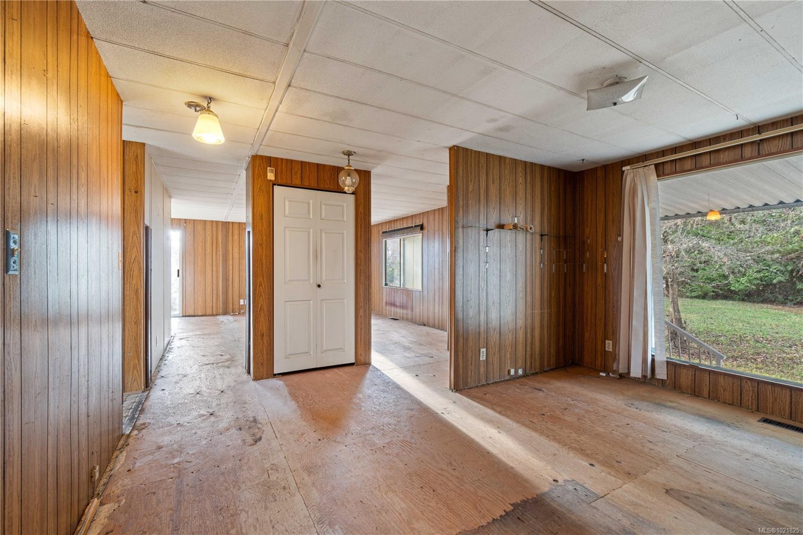 792 Reid Rd, Parksville, BC