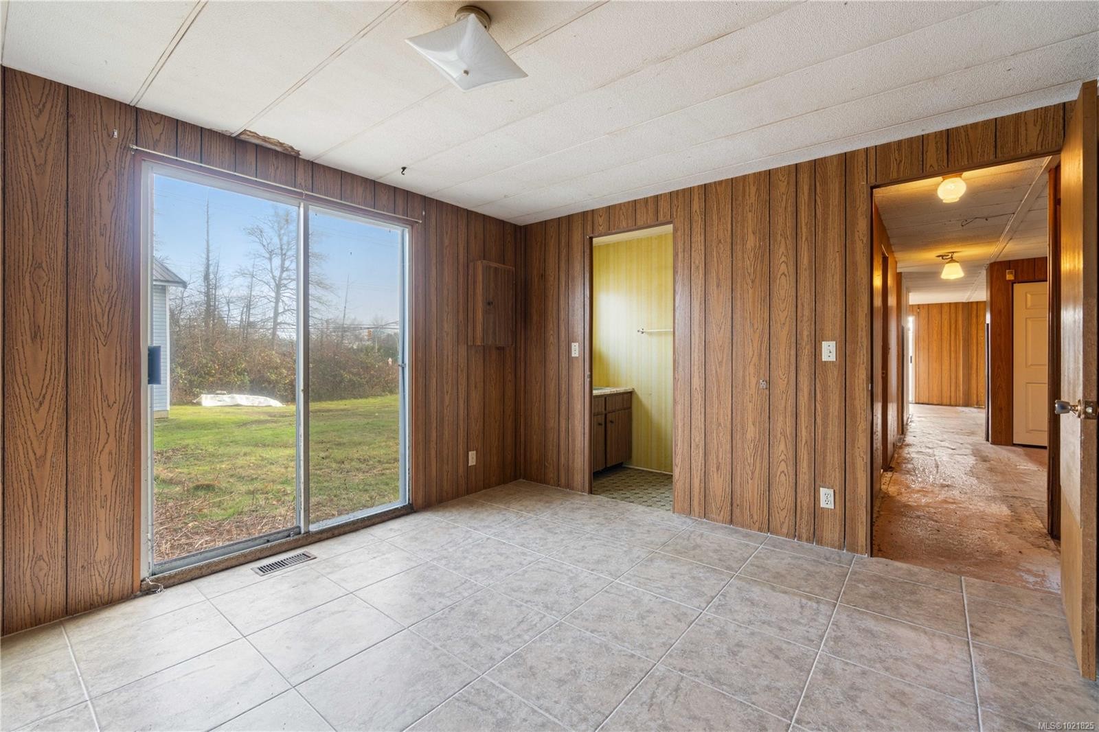 792 Reid Rd, Parksville, BC