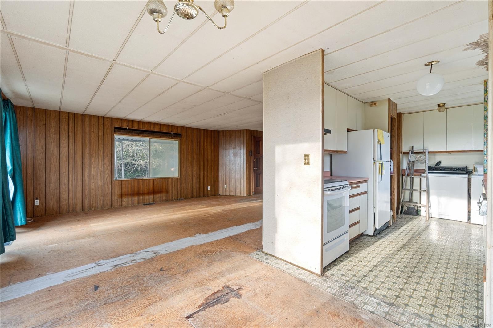 792 Reid Rd, Parksville, BC