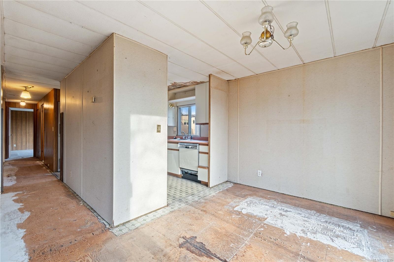 792 Reid Rd, Parksville, BC