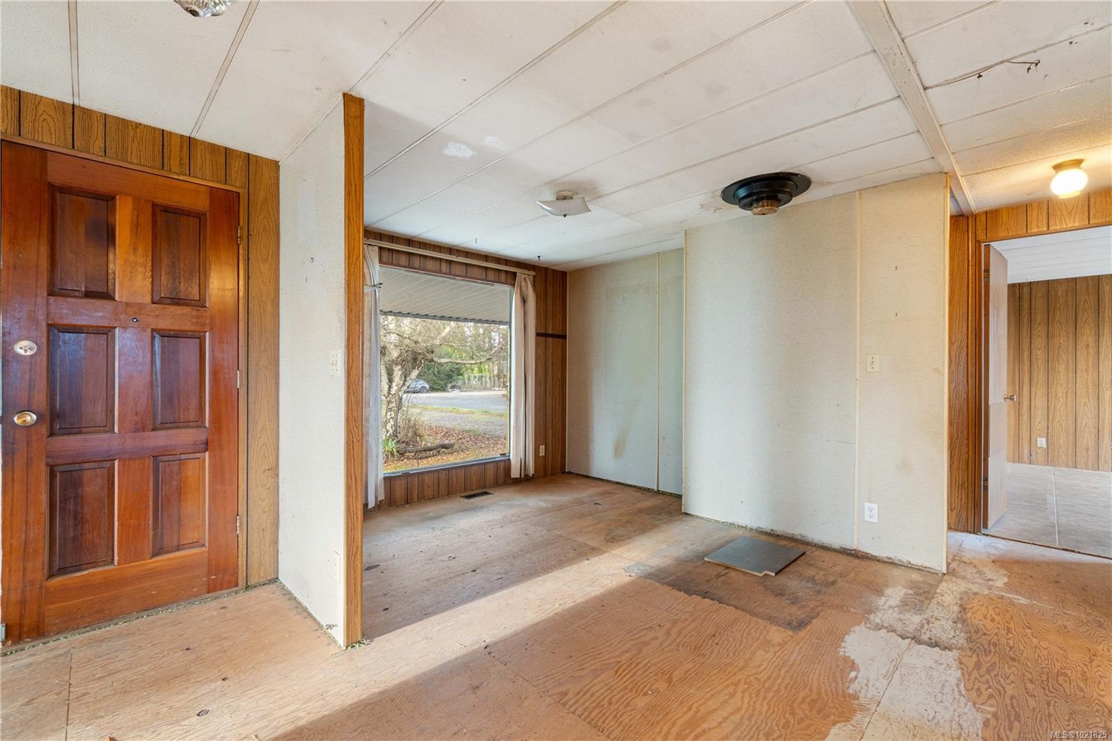 792 Reid Rd, Parksville, BC