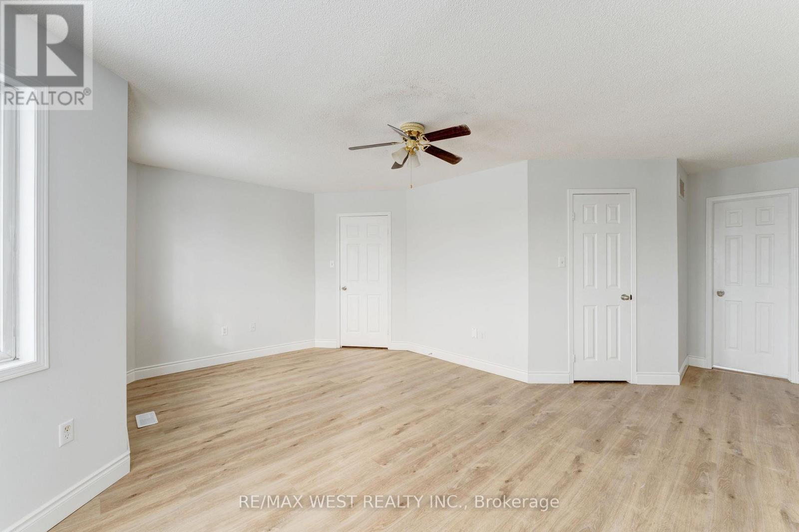 20 Felt Crescent, Barrie, ON - Indoor Photo Showing Other Room