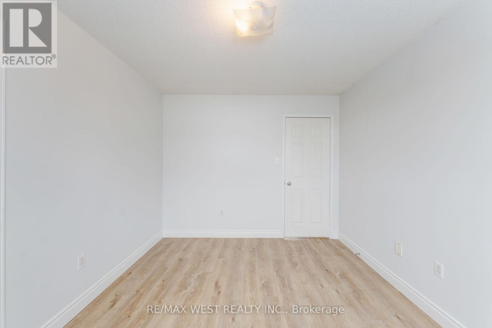 20 Felt Crescent, Barrie, ON - Indoor Photo Showing Other Room