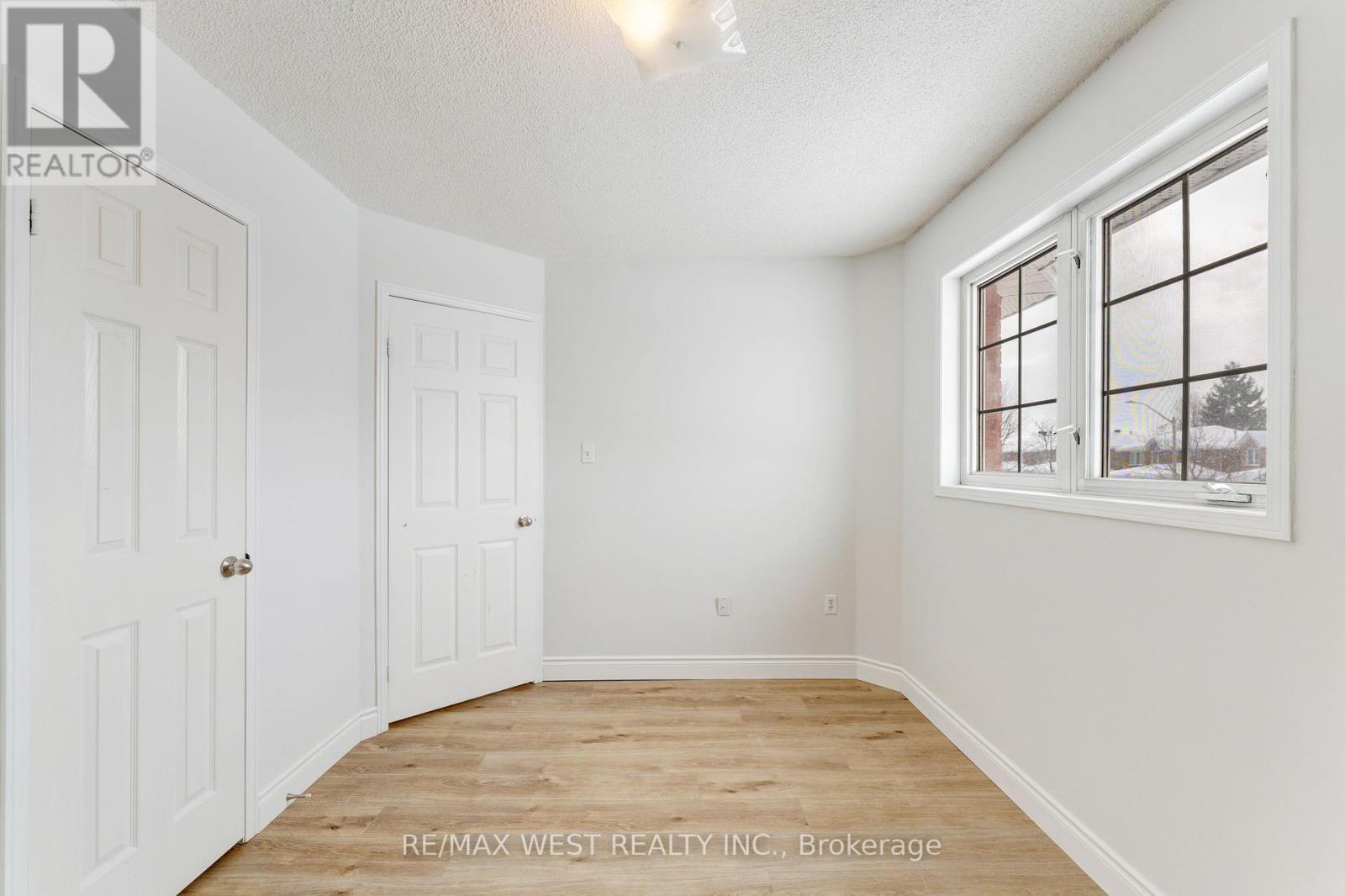 20 Felt Crescent, Barrie, ON - Indoor Photo Showing Other Room