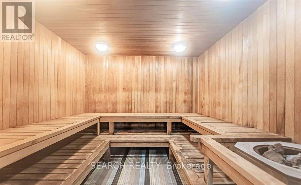 1706 - 35 Hollywood Avenue, Toronto, ON - Indoor Photo Showing Other Room