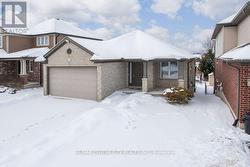 12 PEACH TREE BOULEVARD St. Thomas, ON N5R 0B3