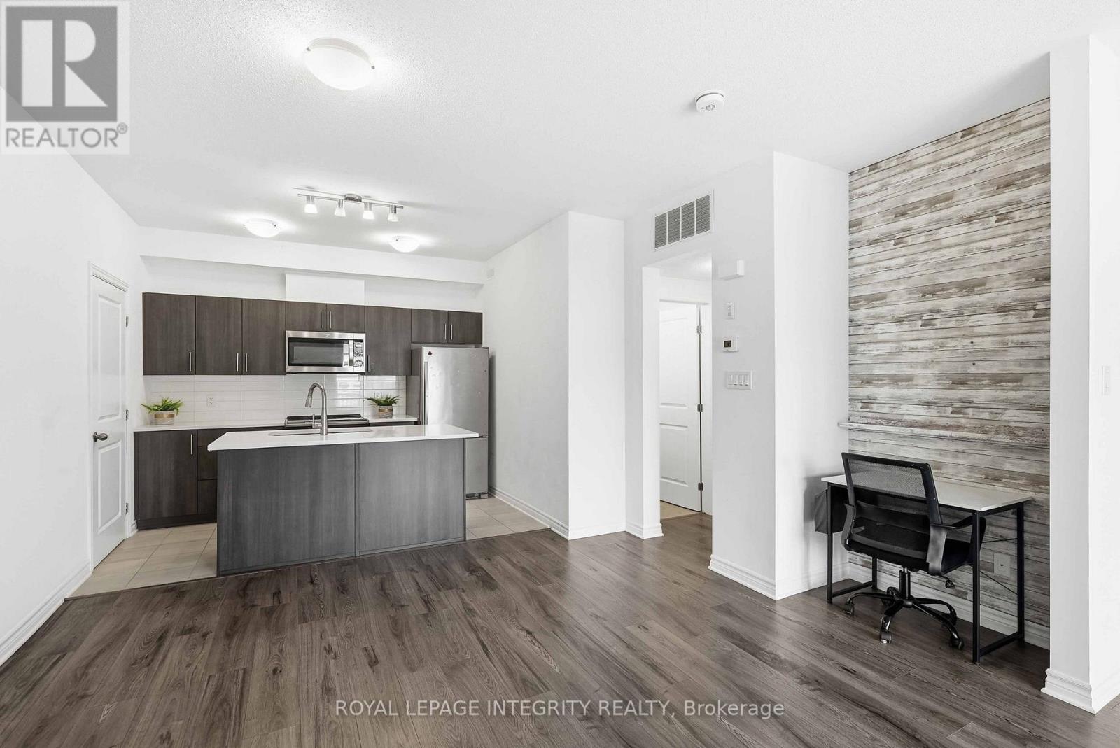 E - 40 Jaguar Private, Ottawa, ON - Indoor Photo Showing Kitchen