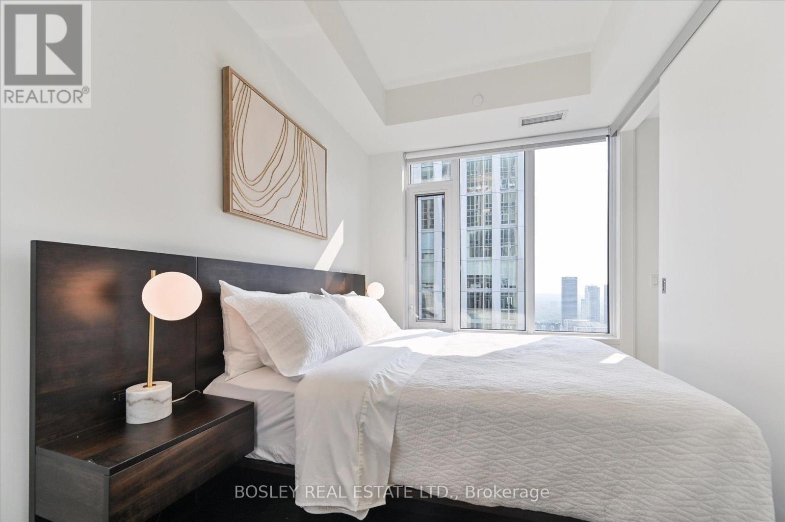 4707 - 11 Yorkville Avenue, Toronto, ON - Indoor Photo Showing Bedroom