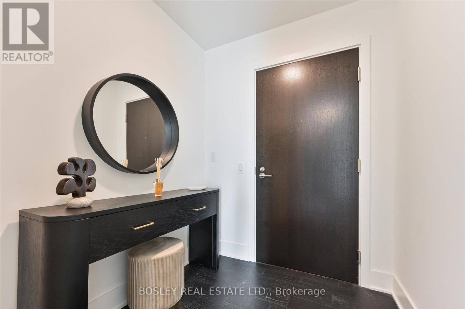 4707 - 11 Yorkville Avenue, Toronto, ON - Indoor Photo Showing Other Room