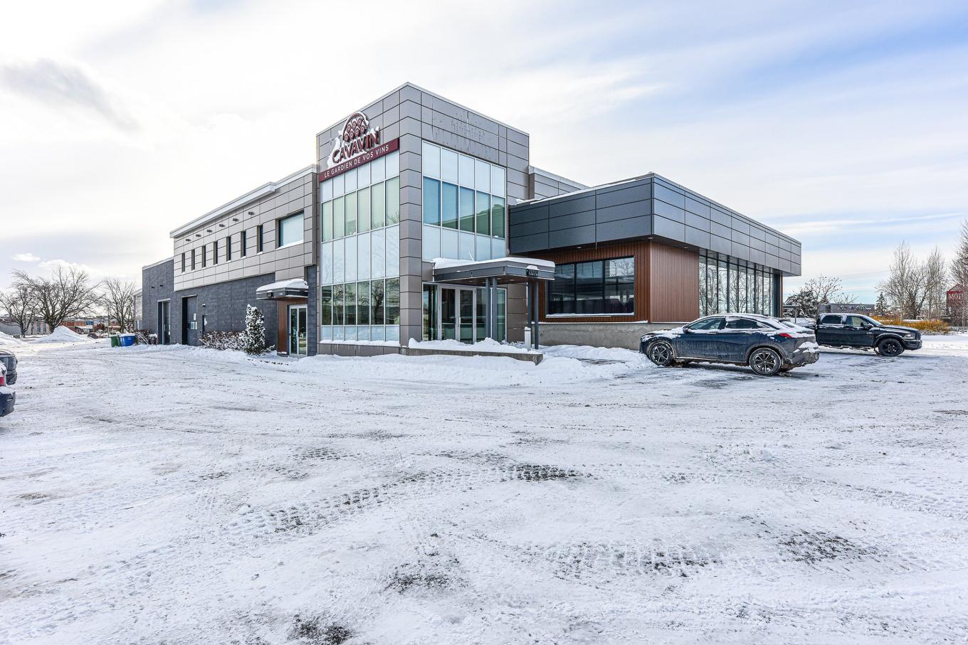 Façade - 101-2900 Boul. Losch, Longueuil (Saint-Hubert), QC - Outdoor
