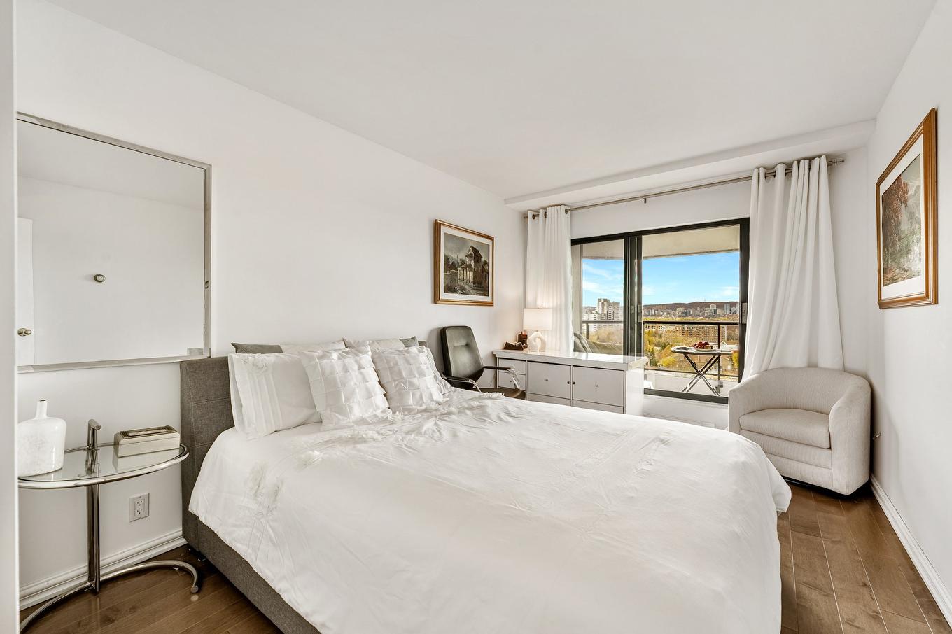 Bedroom - 1202-100 Rue Berlioz, Montréal (Verdun/Île-Des-Soeurs), QC - Indoor Photo Showing Bedroom