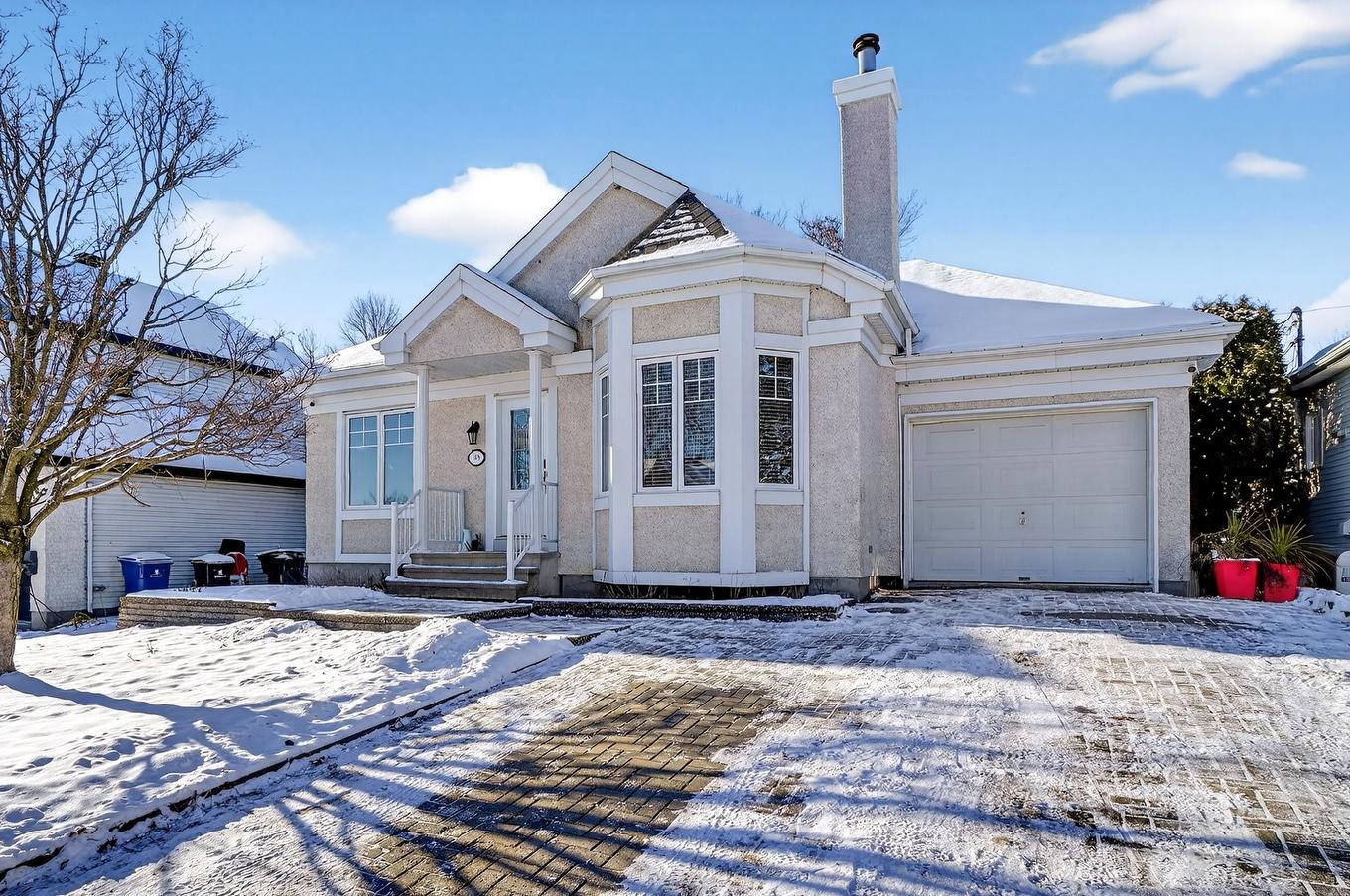 Frontage - 148 Rue De L'Île-Aux-Fraises, Terrebonne (Lachenaie), QC - Outdoor With Facade