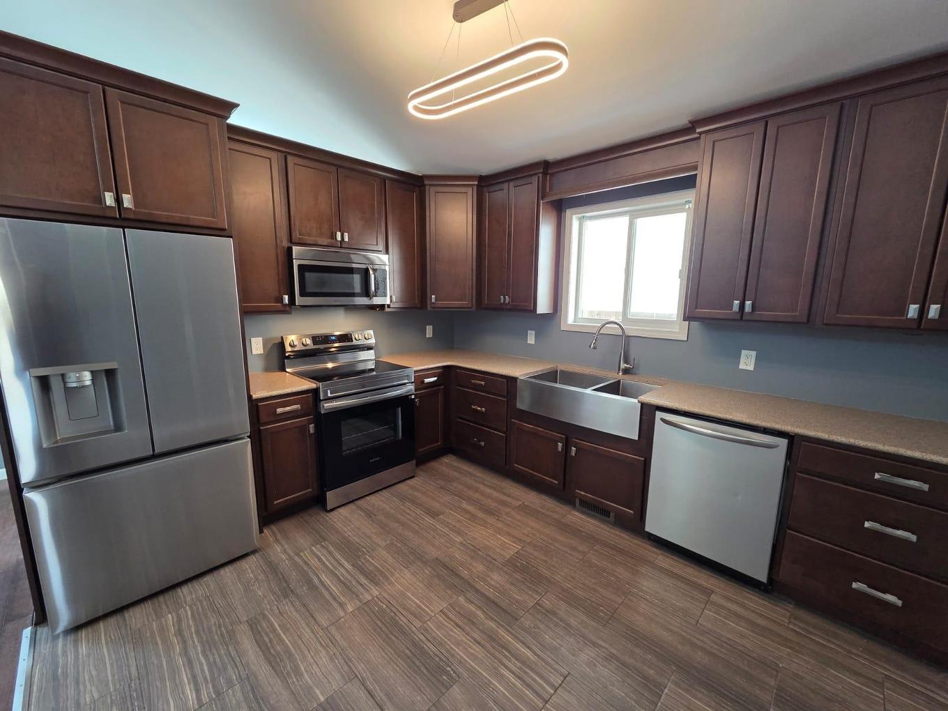 321 Amelia Street W, Thunder Bay, ON