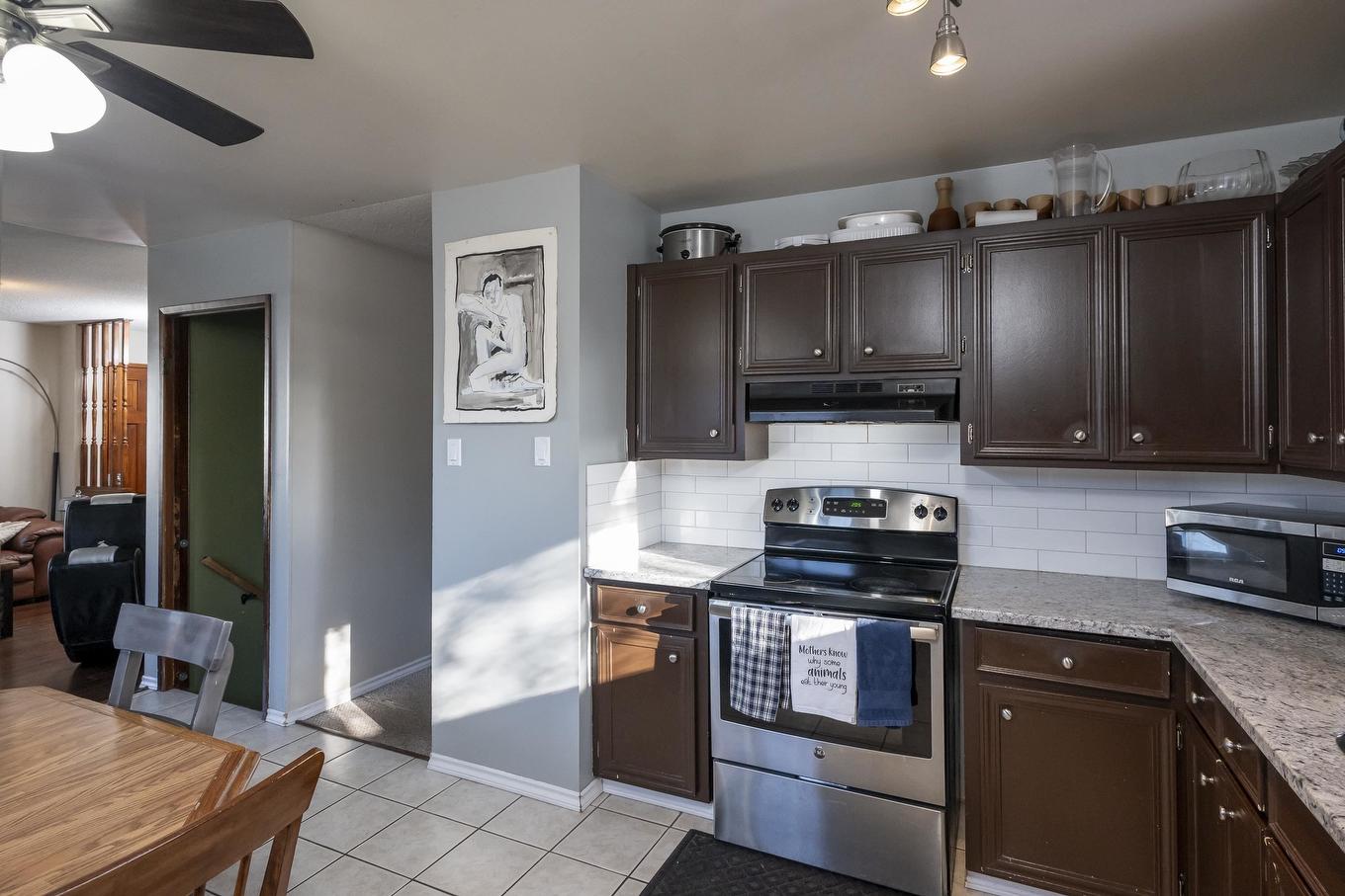 522 Redwood Avenue W, Thunder Bay, ON - Indoor Photo Showing Kitchen
