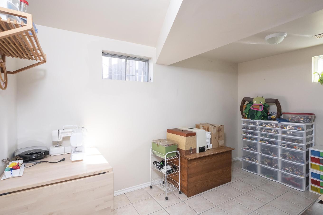 522 Redwood Avenue W, Thunder Bay, ON - Indoor