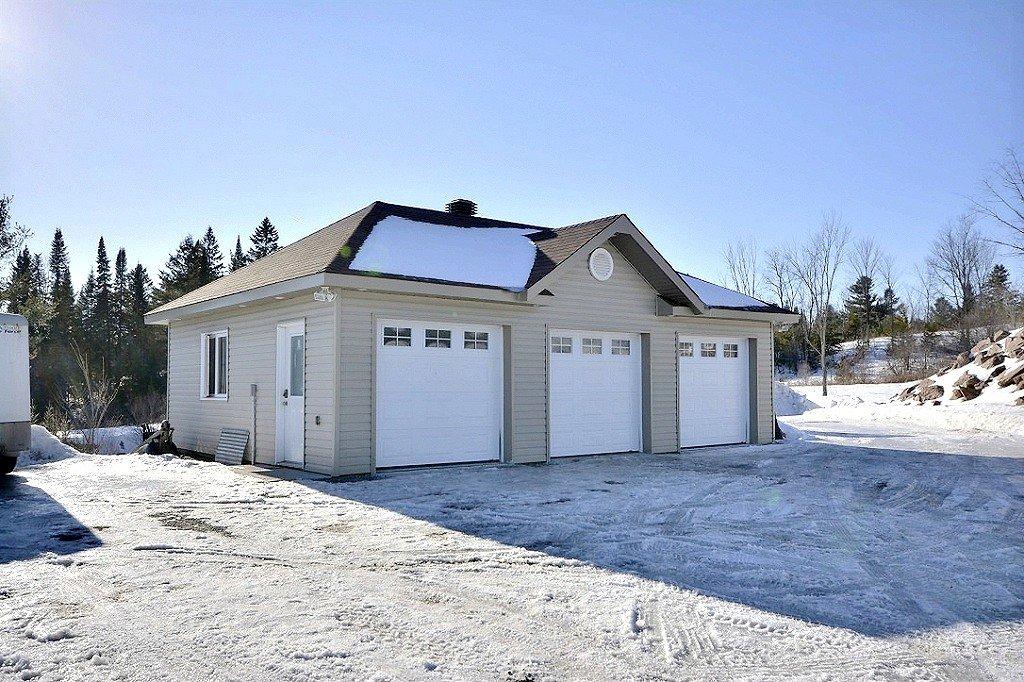 Garage - 1175 Boul. Labrosse, Gatineau (Gatineau), QC - Outdoor With Exterior