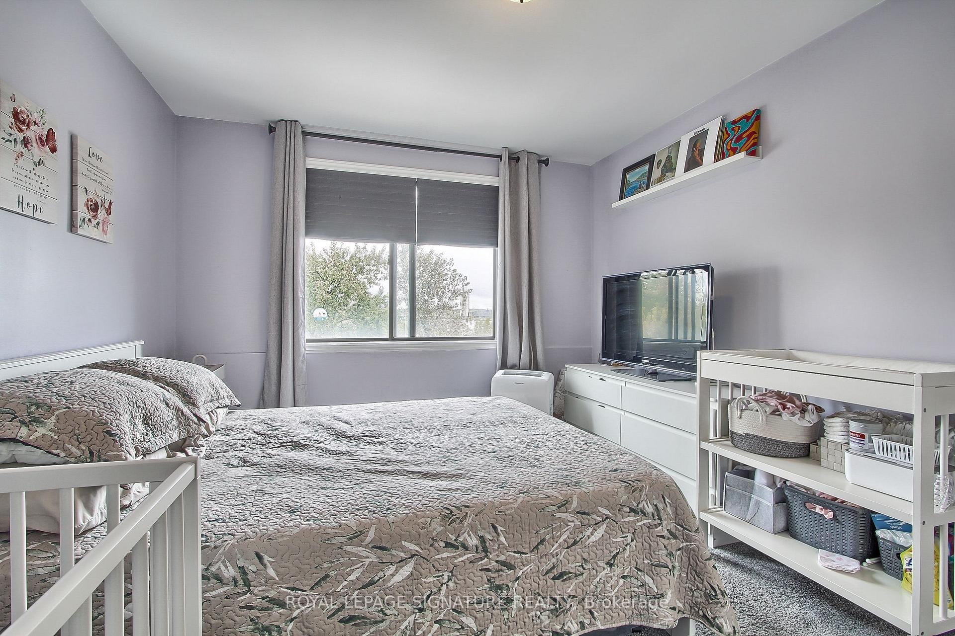 12-136 Scanlon Avenue, Bradford West Gwillimbury, ON - Indoor Photo Showing Bedroom