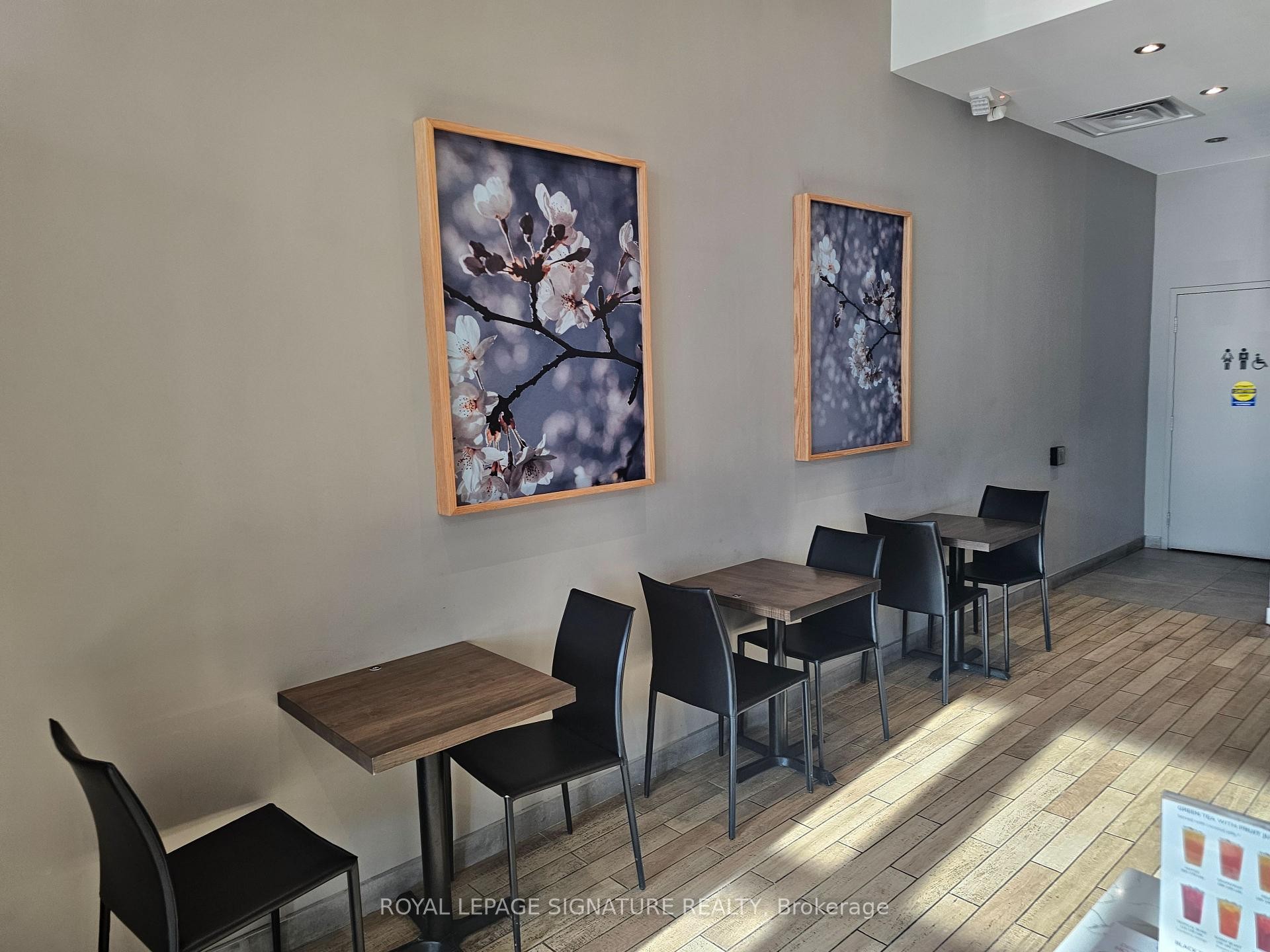 2-5560 Baldwin Street S, Whitby, ON