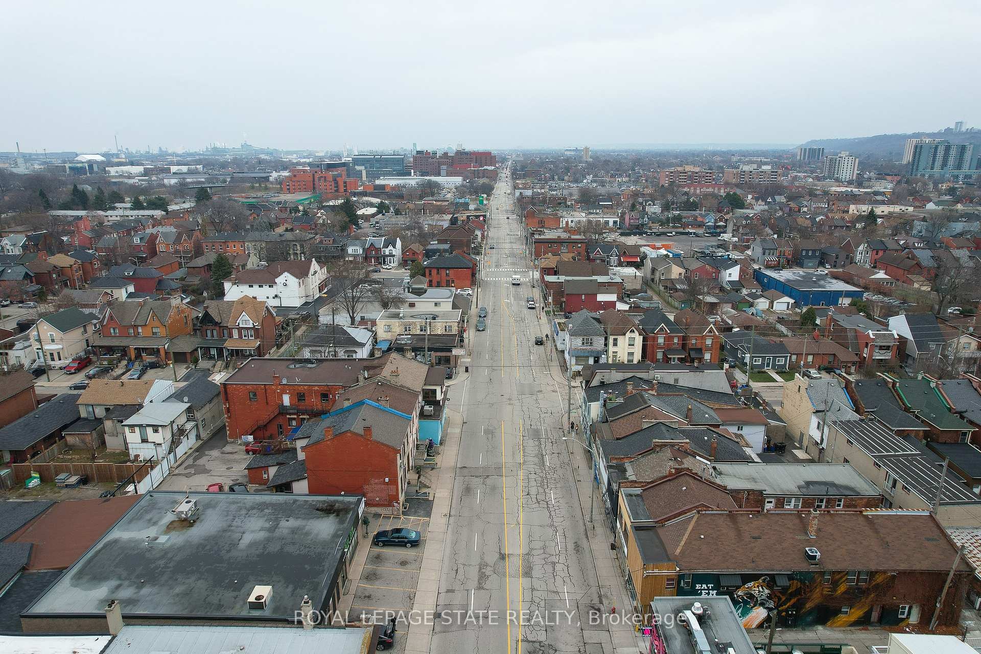 18 Barton Street E, Hamilton, ON