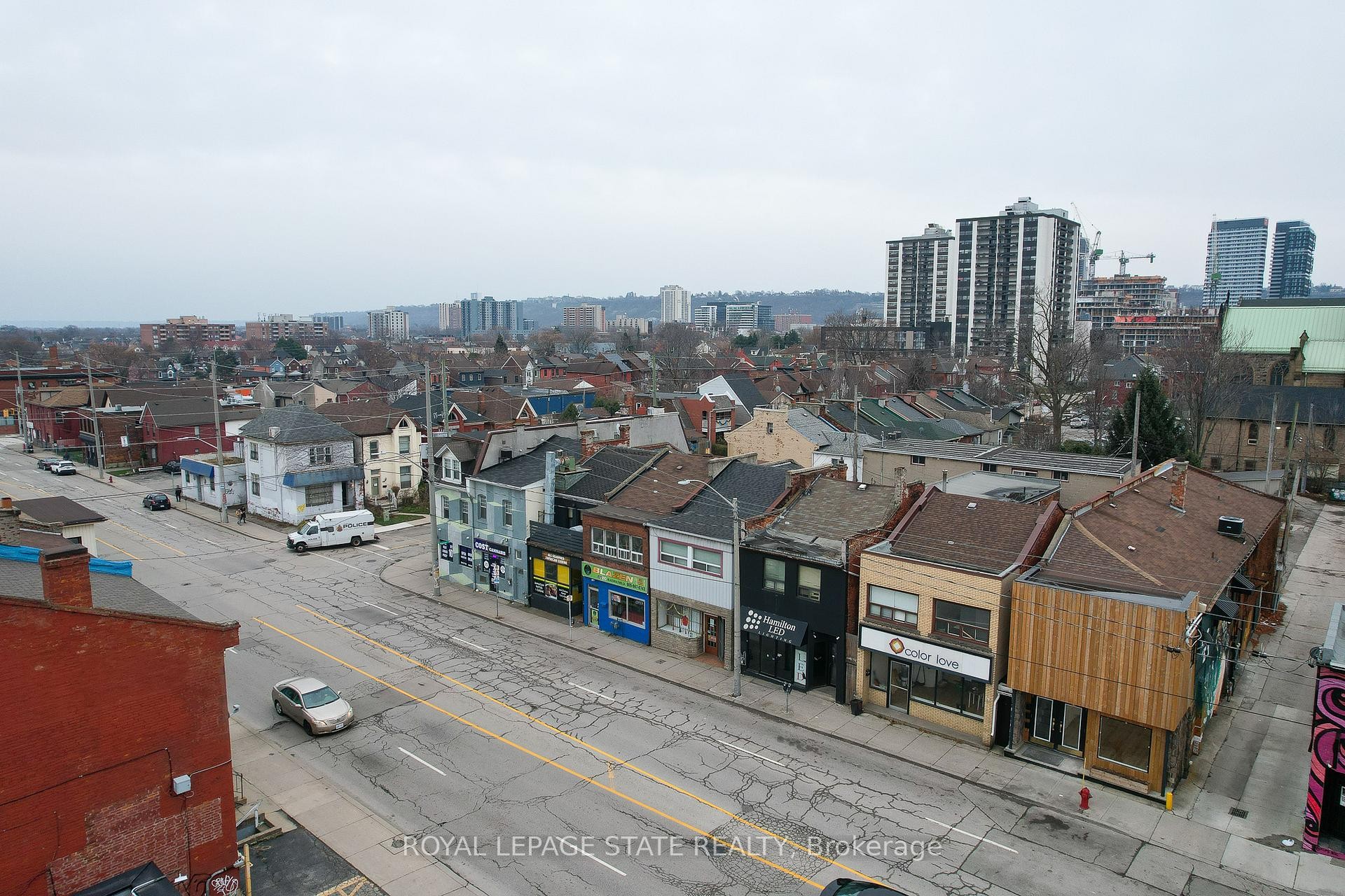 18 Barton Street E, Hamilton, ON