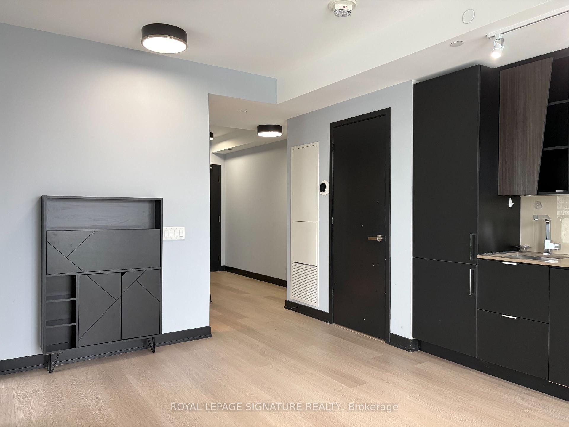 809-3883 Quartz Road, Mississauga, ON - Indoor