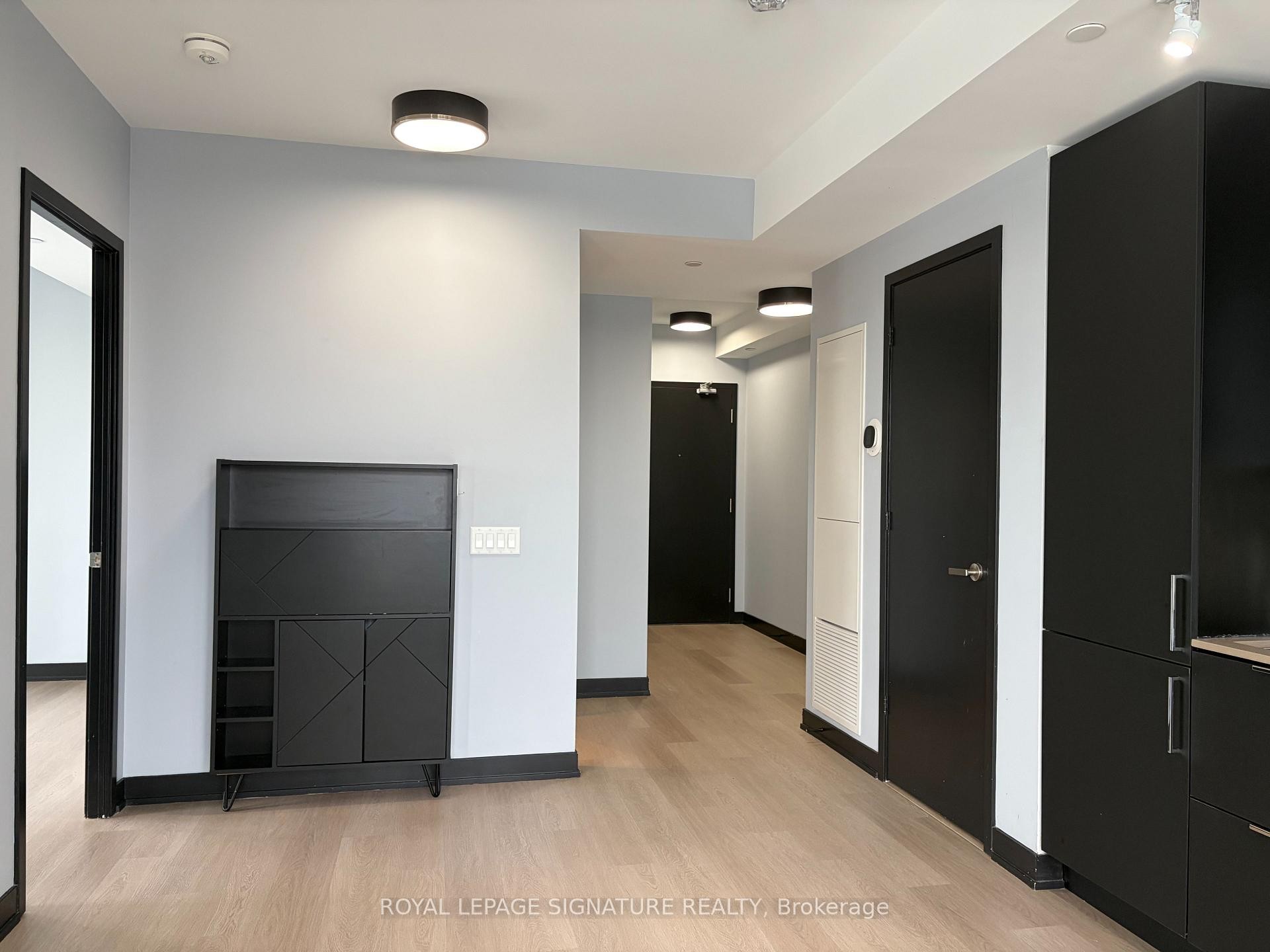 809-3883 Quartz Road, Mississauga, ON - Indoor Photo Showing Other Room