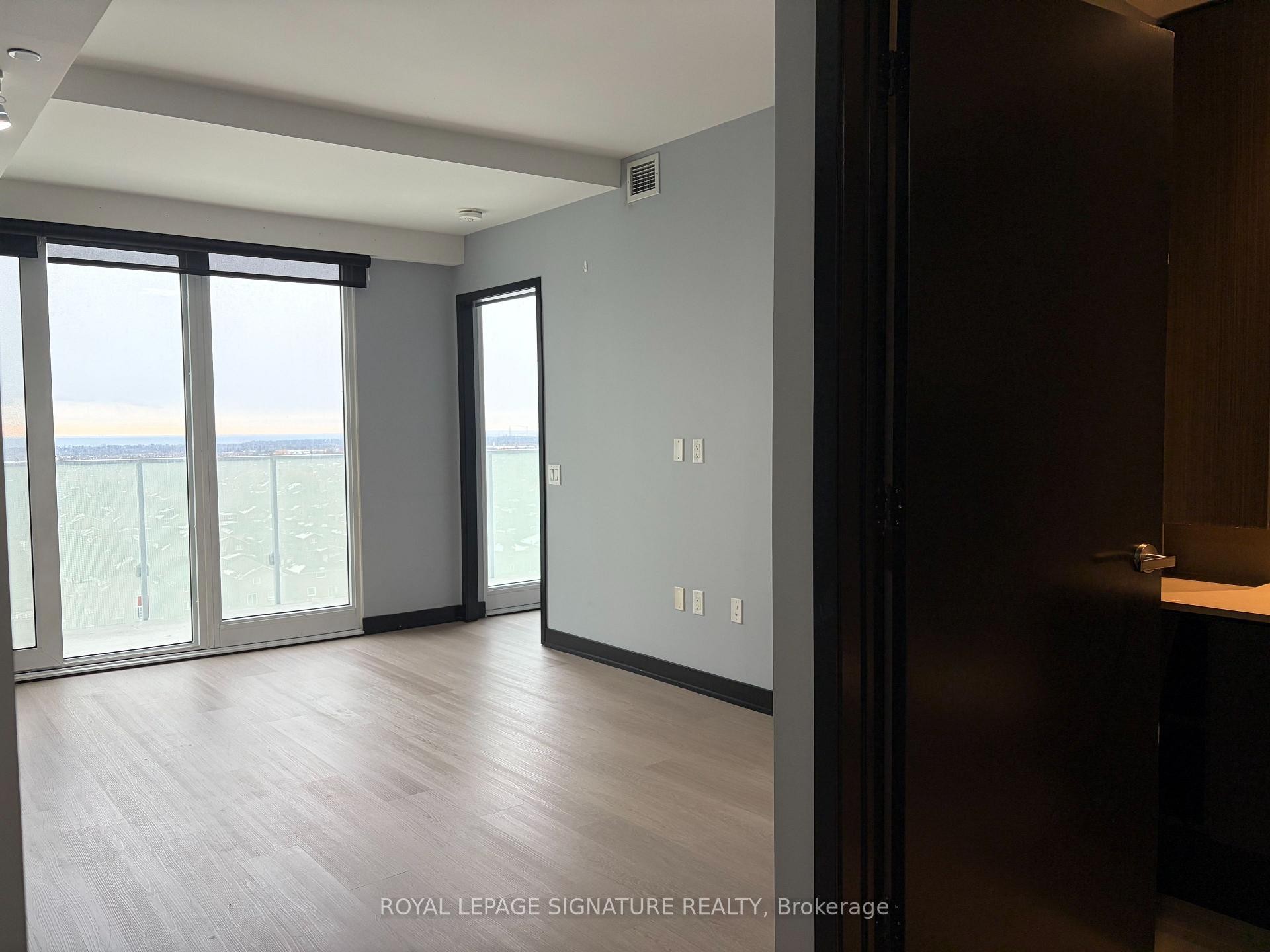 809-3883 Quartz Road, Mississauga, ON - Indoor Photo Showing Other Room