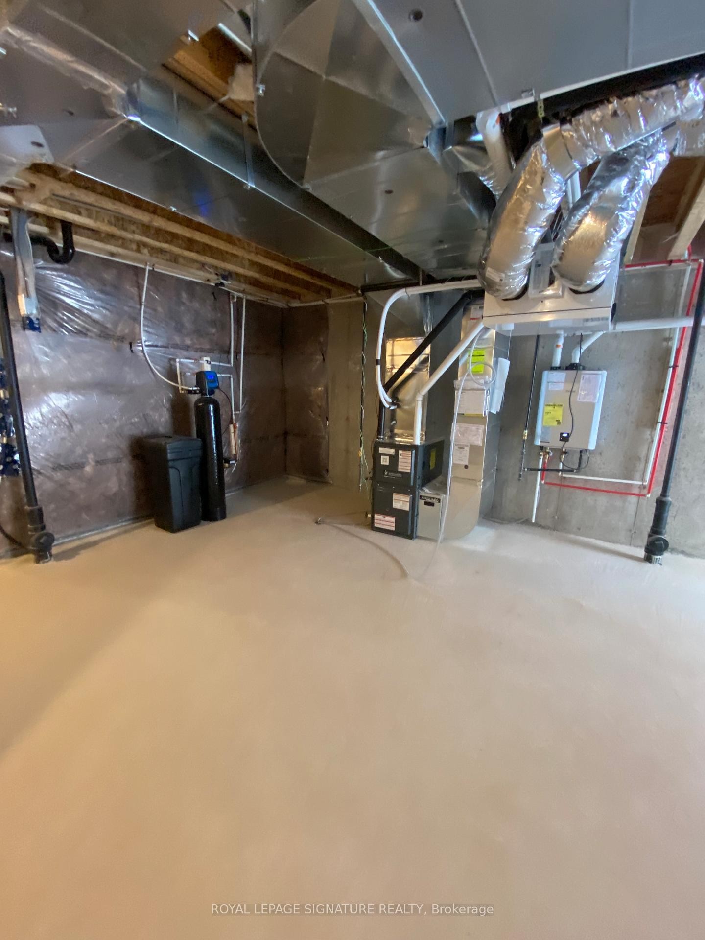 147 Gear Avenue, Erin, ON - Indoor Photo Showing Basement