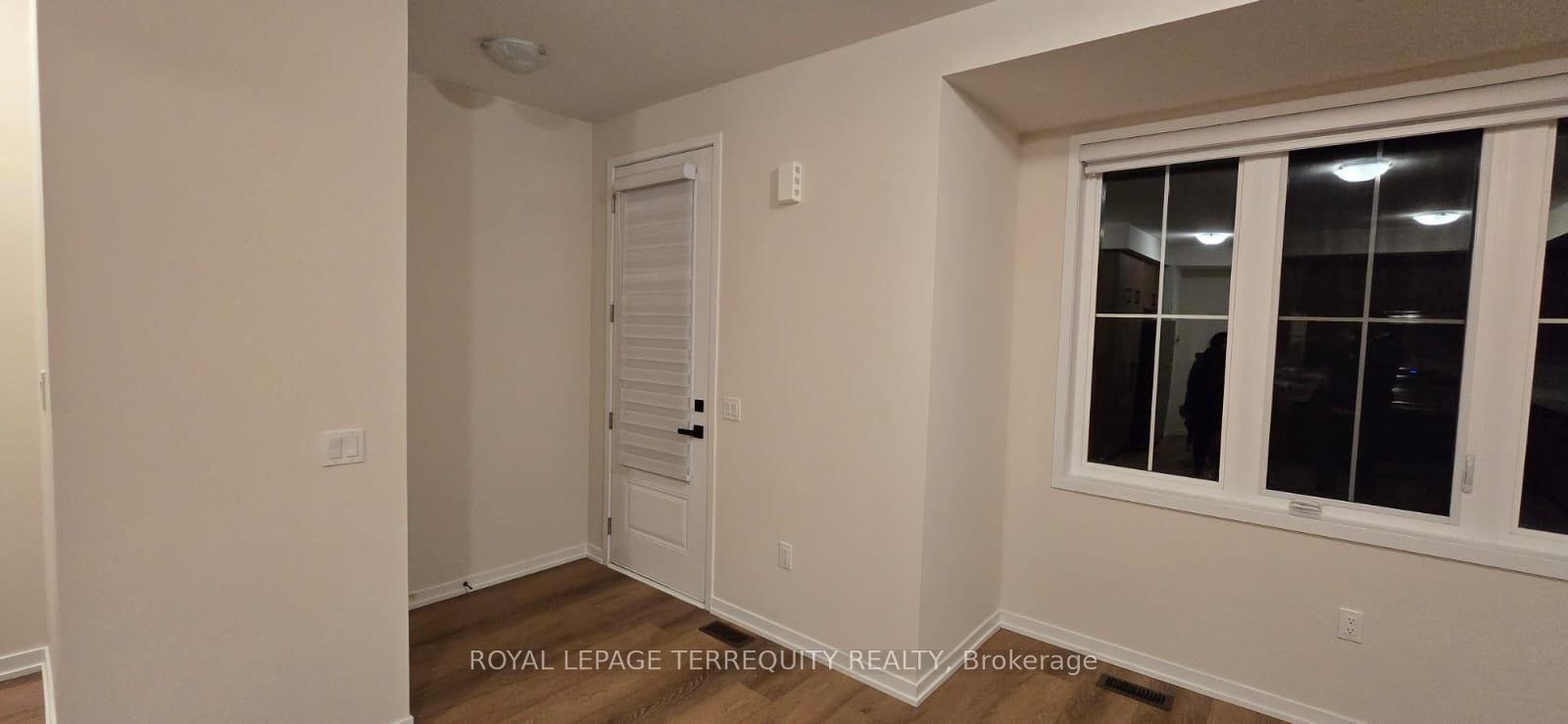 38 Kingbird Common, Cambridge, ON - Indoor Photo Showing Other Room
