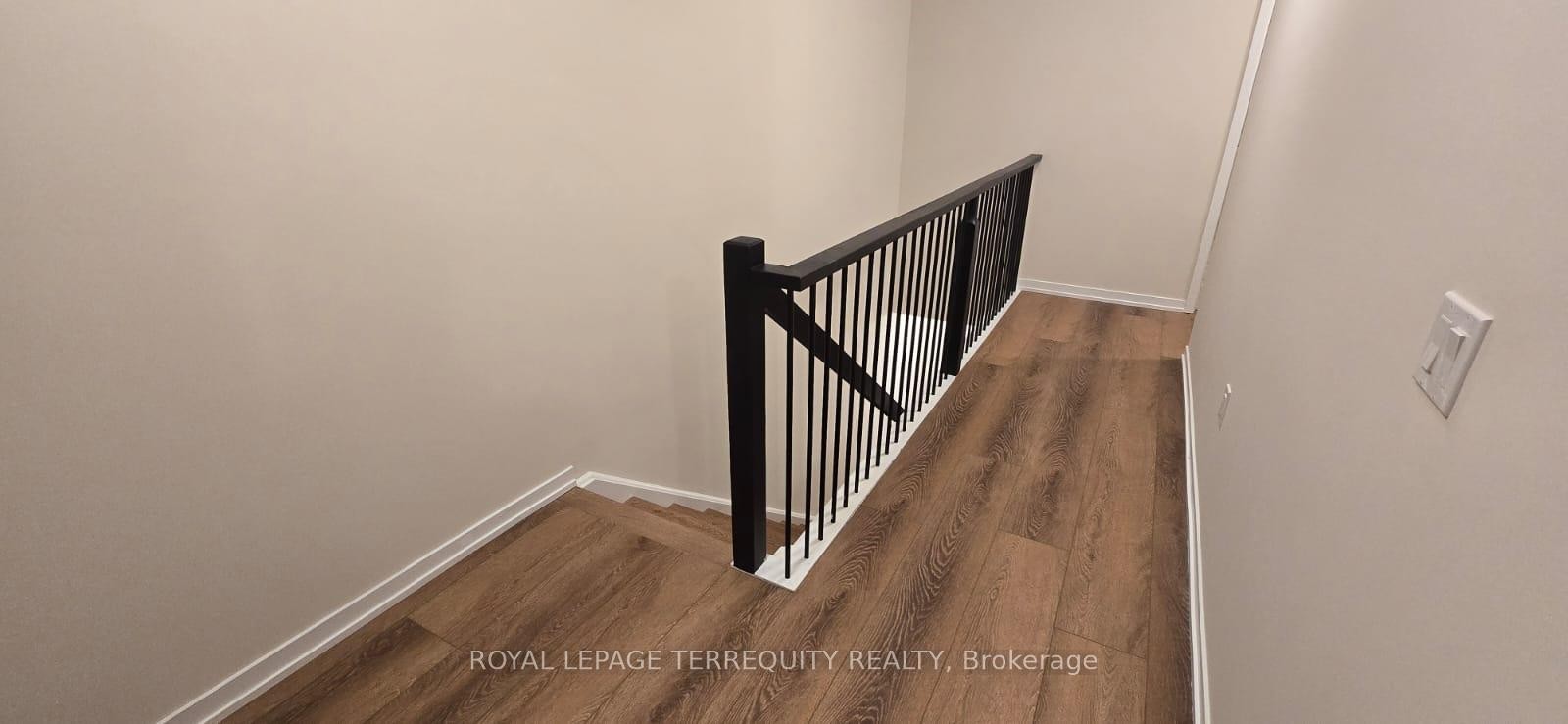 38 Kingbird Common, Cambridge, ON - Indoor Photo Showing Other Room