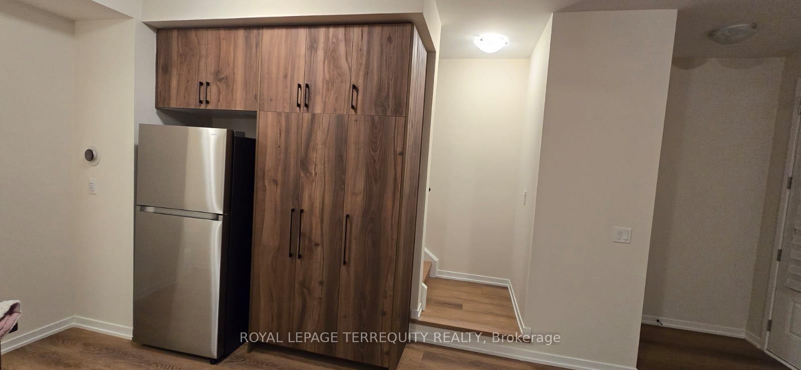 38 Kingbird Common, Cambridge, ON - Indoor