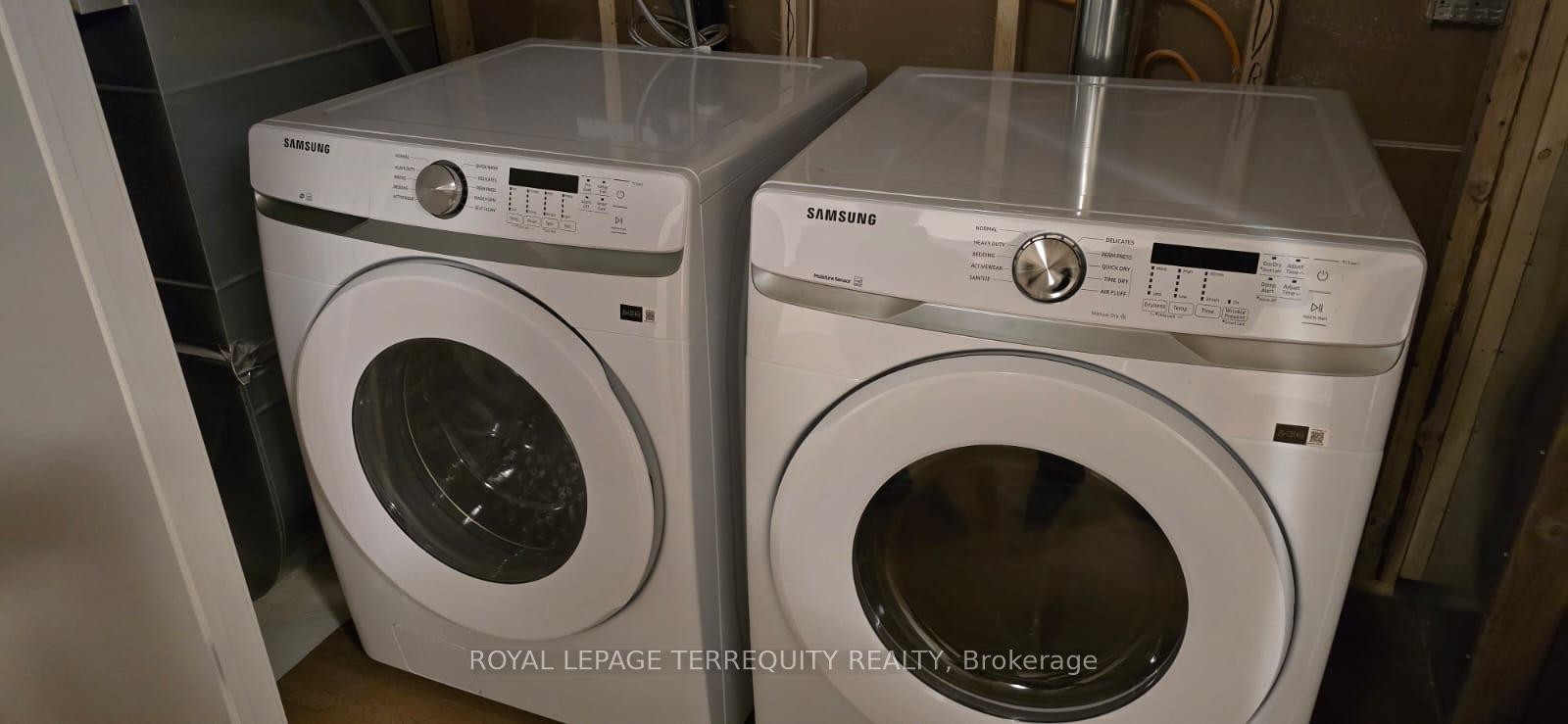 38 Kingbird Common, Cambridge, ON - Indoor Photo Showing Laundry Room